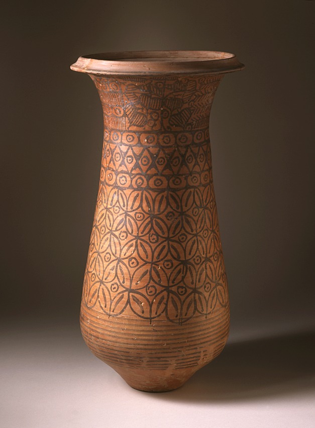 Ceremonial vessel with the Cownose pattern from Harappan © LACMA